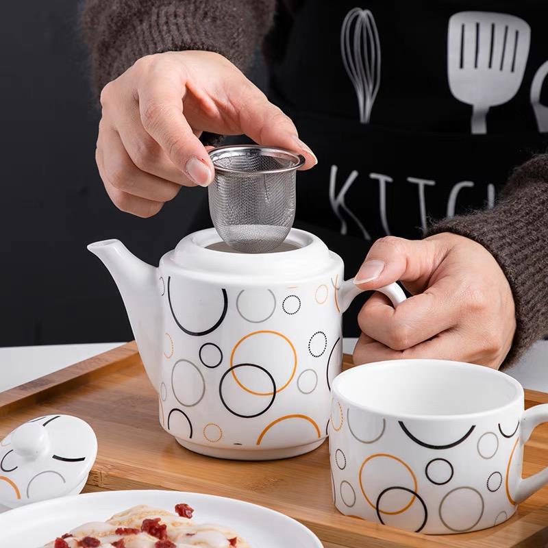 Line Graphic Teapot set