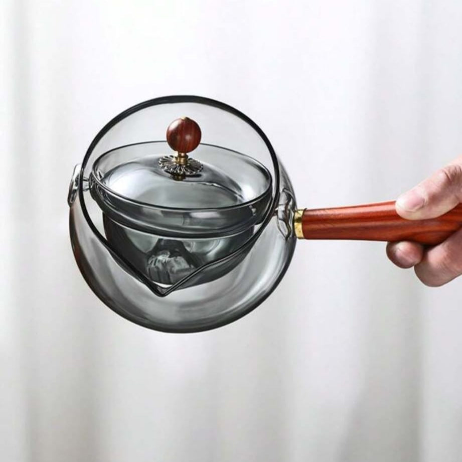 Glass Moving Teapot
